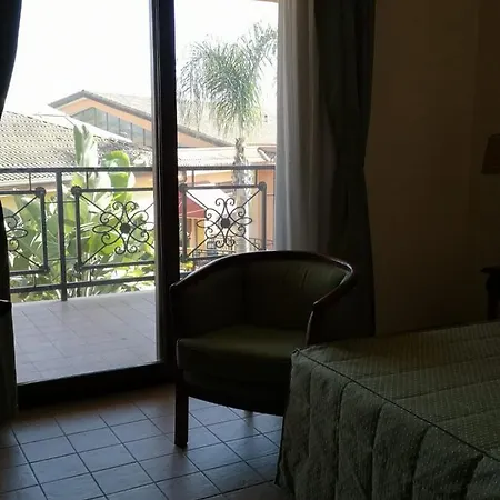 Peretti 4* Gela